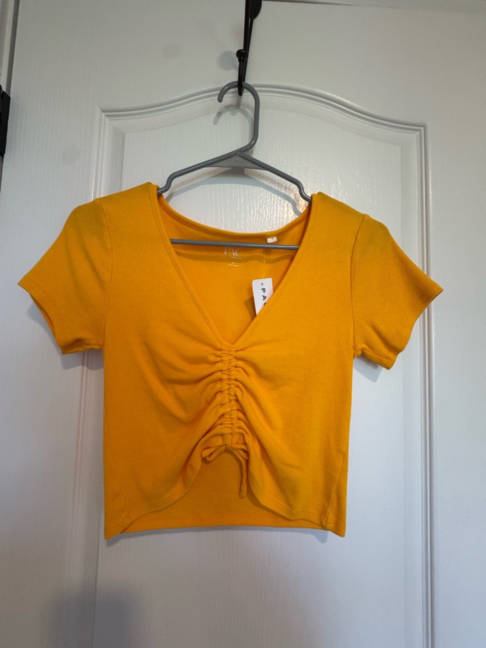 PacSun Ruched V-Neck Crop Top - Mustard